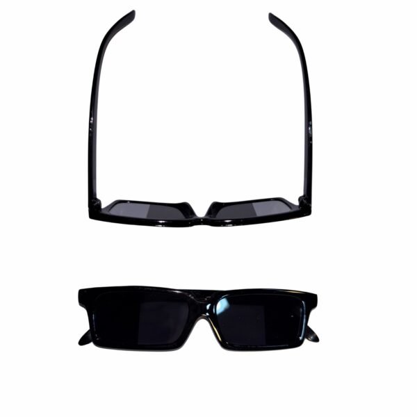 back loking chasma